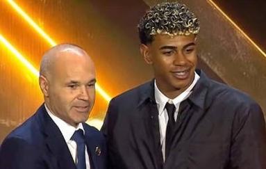 每体：莱比锡希望以超过格瓦转会费的价格出售扬-迪奥曼德