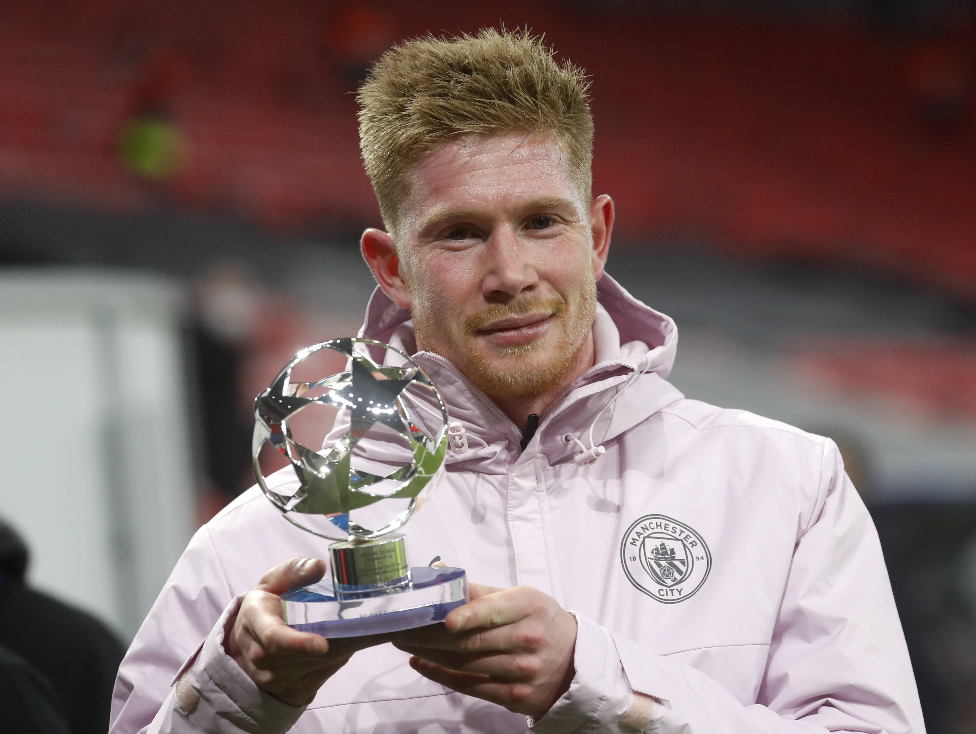 曼城封闭热身赛1-0击败普雷斯顿，里科-刘易斯打入制胜球