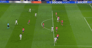 巴萨小将亚马尔父亲在贝蒂斯球迷区庆祝被带离